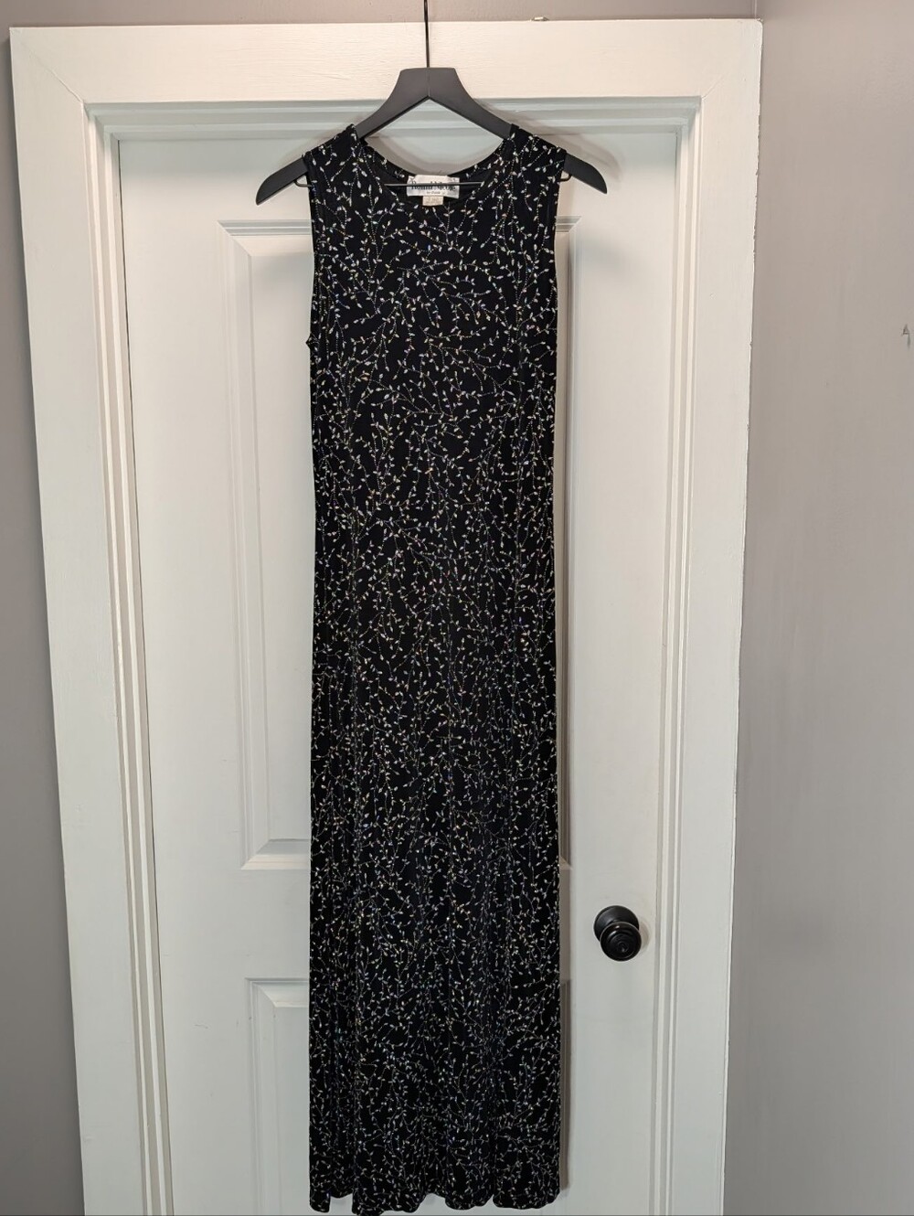 Ronni Nicole Black Floral Print Sleeveless Maxi Dress Glitter Floral Vintage